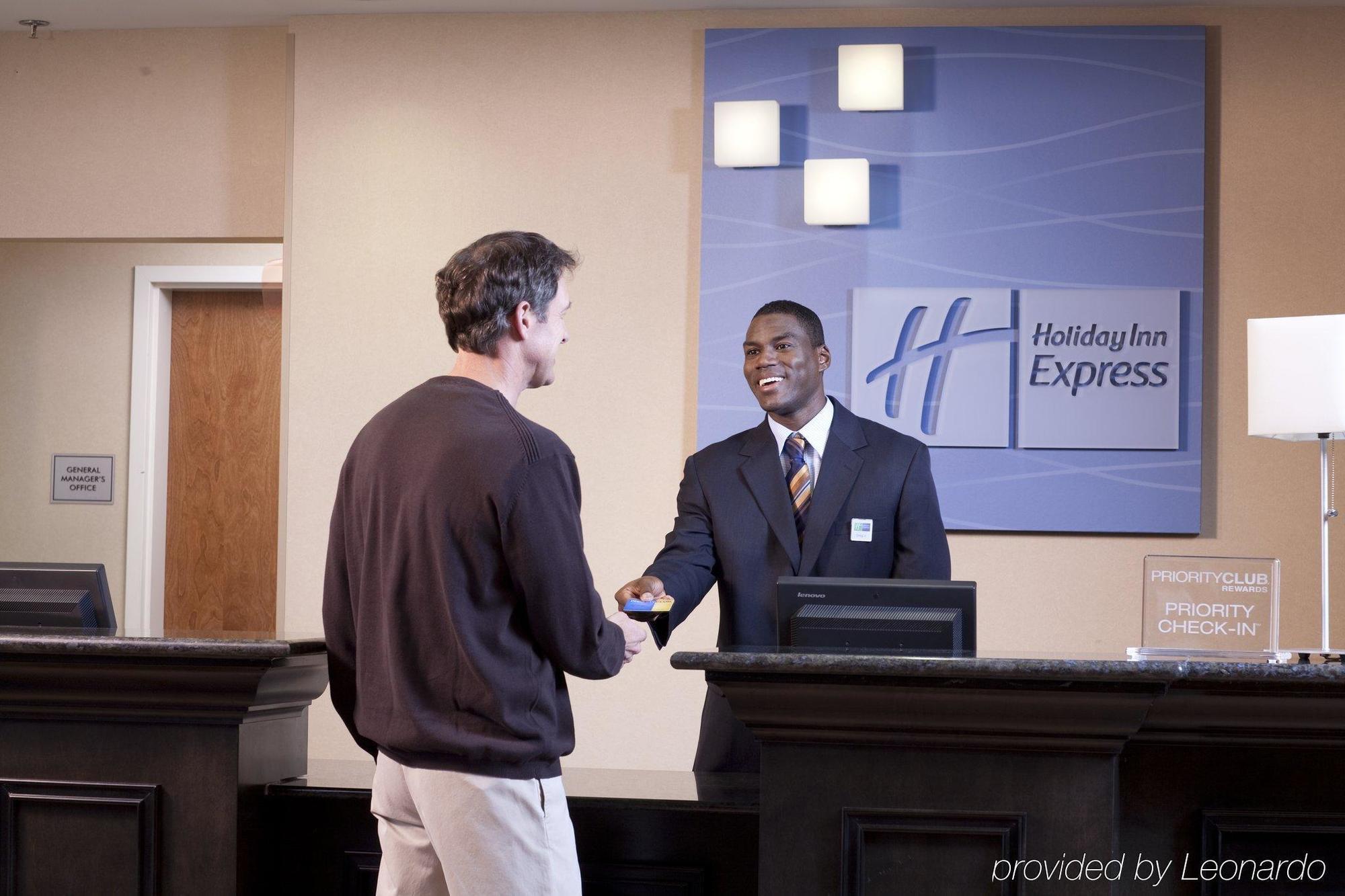 Holiday Inn Express Hotels & Suites Rockingham West By Ihg Interior foto